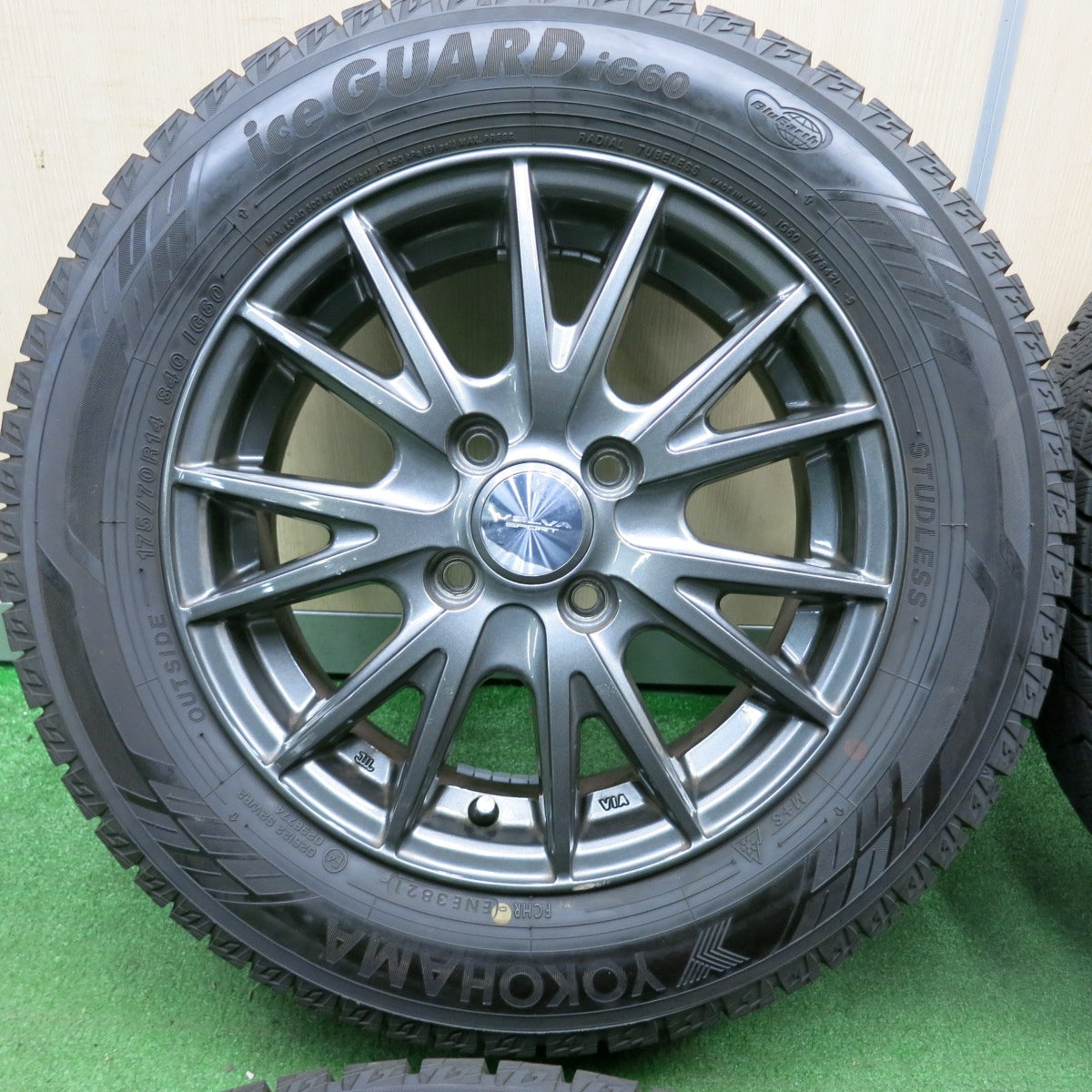 *送料無料* 4本価格！21年★スタッドレス 175/70R14 ヨコハマ アイスガード iG60 VELVA SPORT ヴェルヴァ 14インチ PCD100/4H★4040302TNス