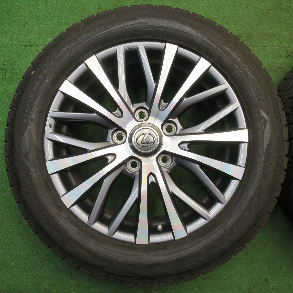 センサー付！バリ溝！キレイ！9.5分★レクサス LX 570 純正 285/50R20 スタッドレス ダンロップ ウインターマックス SJ8 20インチ PCD150/5H★6030401NJス
