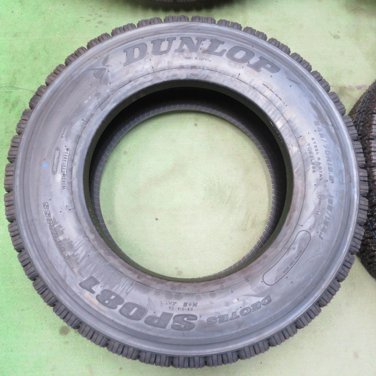 未使用！25年★トラック タイヤ 245/70R19.5 136/134J スタッドレス ダンロップ デクテス SP081 DECTES 19.5インチ★6033001イスタ