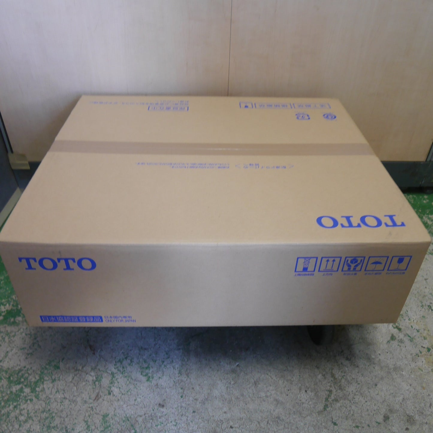 [送料無料] 未使用☆TOTO ウォシュレット SS1 TCF6624 #NW1 シート タイプ 温水 洗浄 便座 ホワイト トートー トイレ☆