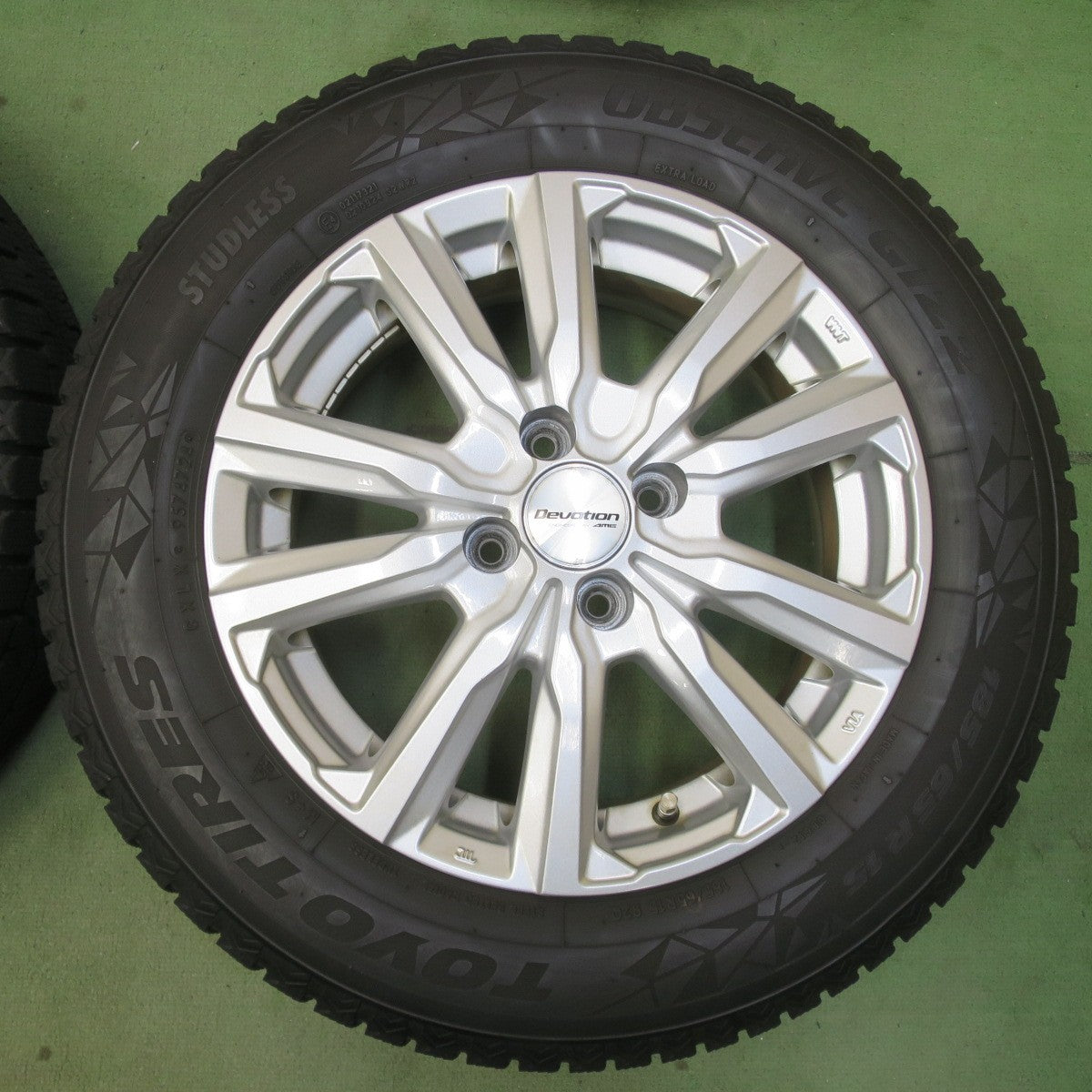 バリ溝！24年！キレイ！9分★スタッドレス 185/65R15 トーヨー オブザーブ GIZ2 Devotion AME 15インチ PCD100/4H★6051903イス