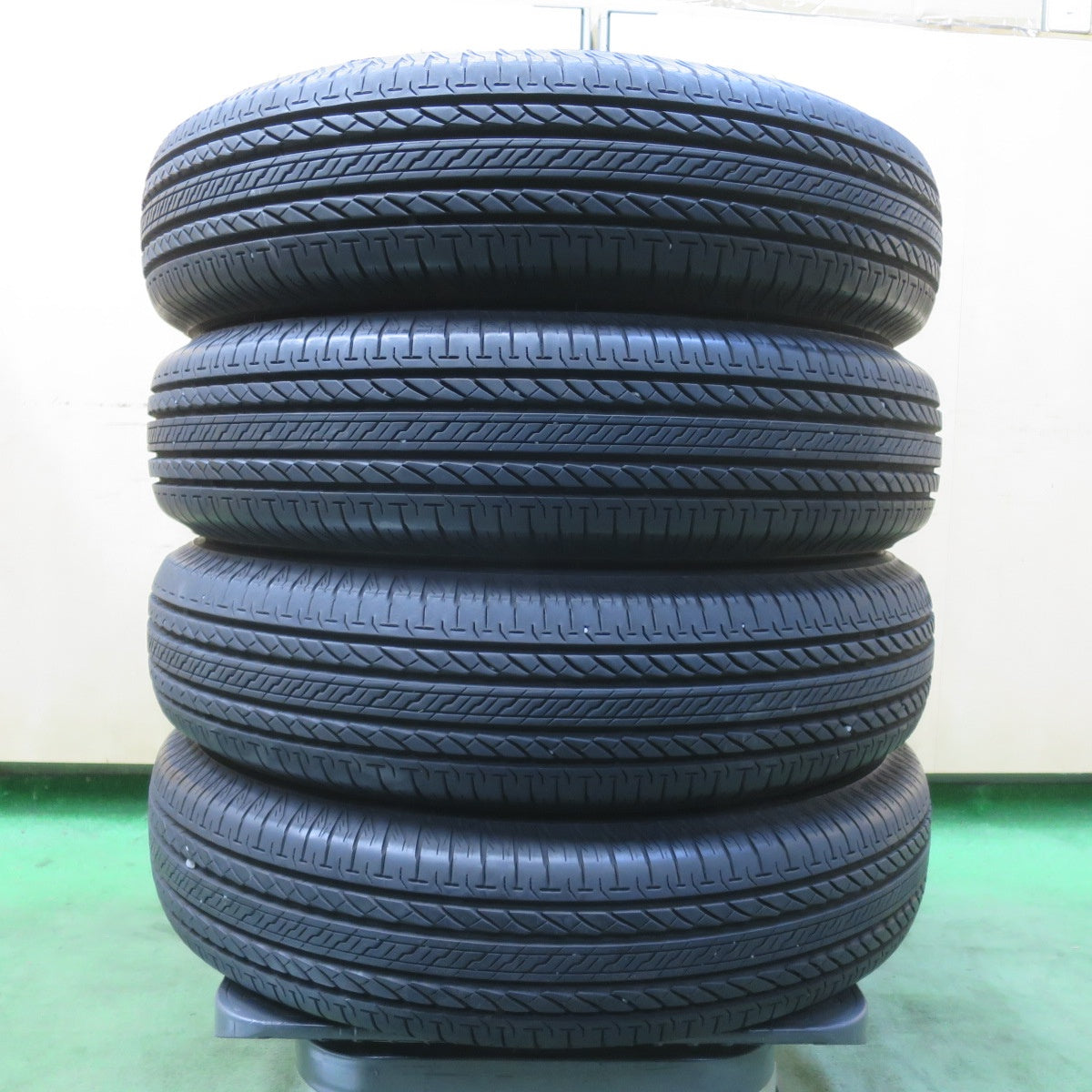 バリ溝！24年！9.5分★ジムニー 等 175/80R16 ブリヂストン デューラー H/L 852 DUELER タイヤ 16インチ★6021403イノタ
