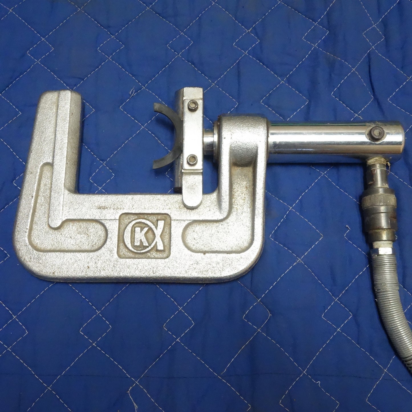 [送料無料] ☆亀倉精機  パイプ 断水機 P-50N EP-700型 油圧 ポンプ 水道 管 工事 KAMEKURA☆