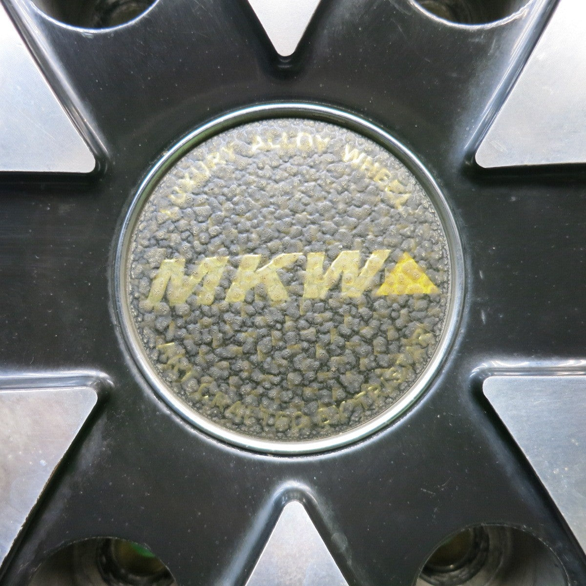 バリ溝！9.5分★スタッドレス 215/65R16 トーヨー ウインター トランパス TX MKW MK-55 16インチ PCD139.7/6H★6031404HAス