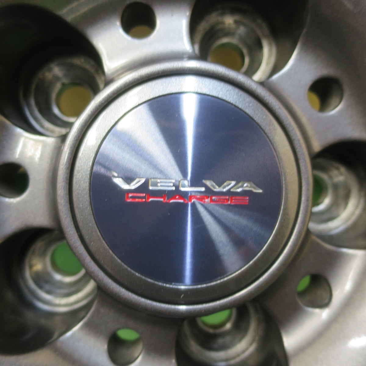 バリ溝！22年！キレイ！9分★プリウス 等 195/65R15 スタッドレス ブリヂストン ブリザック VRX2 VELVA CHARGE ヴェルヴァ 15インチ PCD100/5H★6041503イス