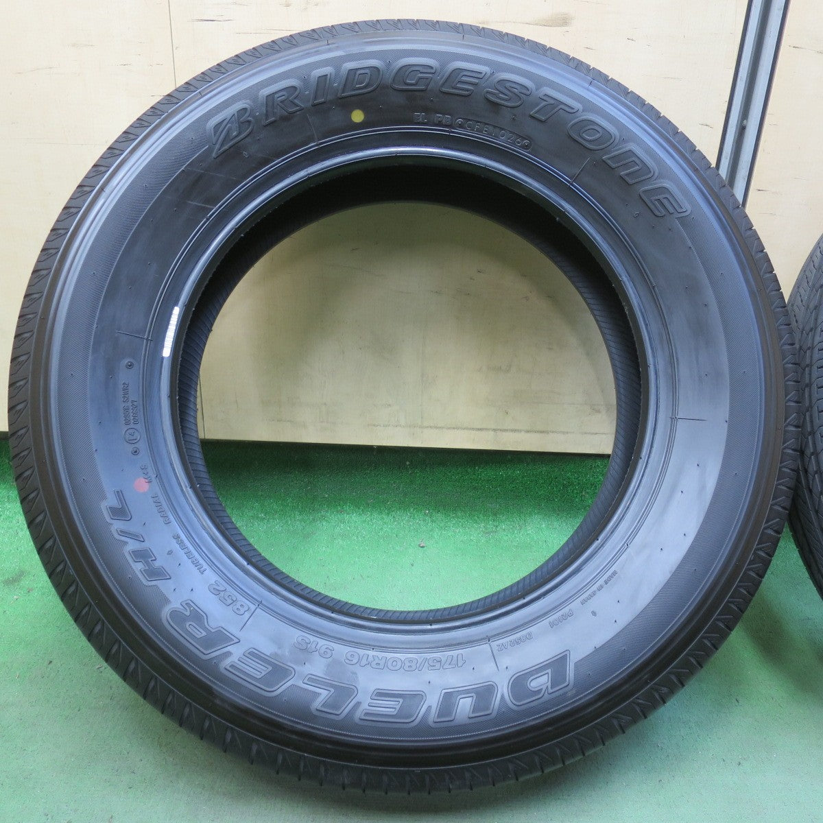 新車外し！26年★ジムニー 等 175/80R16 ブリヂストン デューラー H/L 852 DUELER タイヤ 16インチ★6051812イノタ