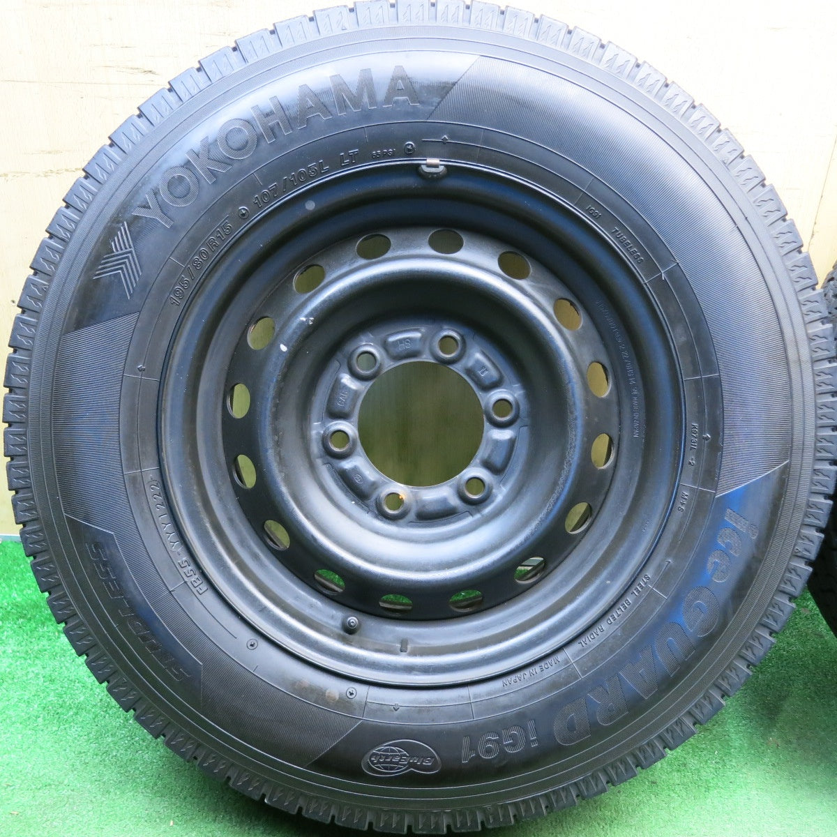 バリ溝！22年！キレイ！9分◎トヨタ ハイエース 純正 スチール 195/80R15 107/105L スタッドレス ヨコハマ アイスガード iG91 15インチ PCD139.7/6H◎6090303HAス