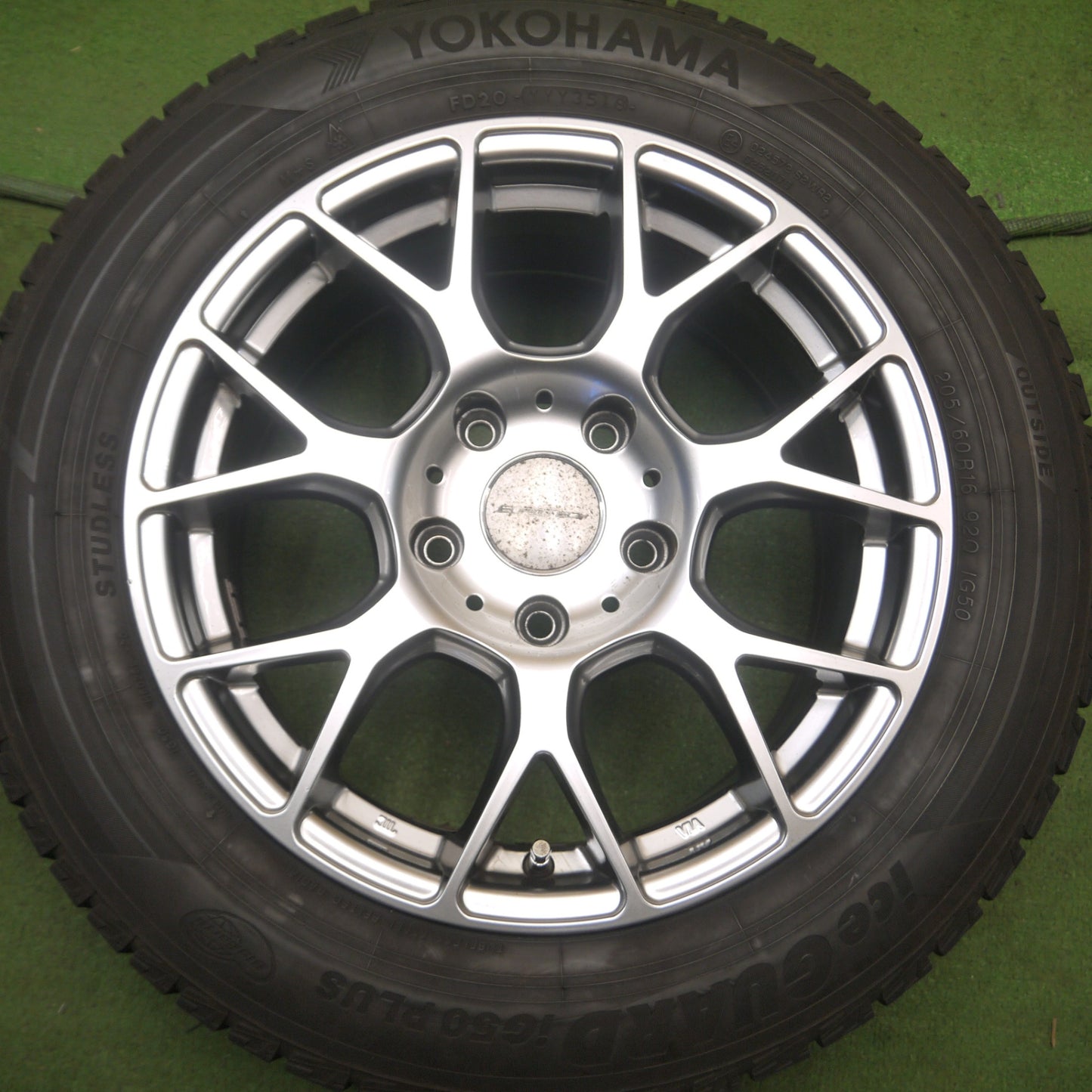[送料無料] バリ溝！9分★BMW MINI 等 ユーロテック 205/60R16 スタッドレス ヨコハマ アイスガード IG50 プラス PCD120/5H★4030103Hｽ