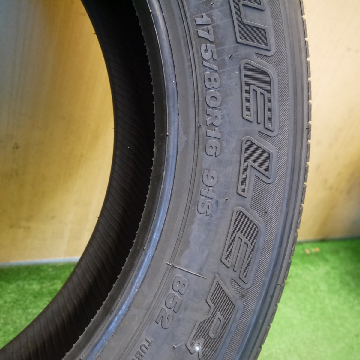未使用！24年！1本◎ジムニー 等 175/80R16 ブリヂストン デューラー H/L 852 DUELER タイヤ 16インチ◎6090105Hノタ