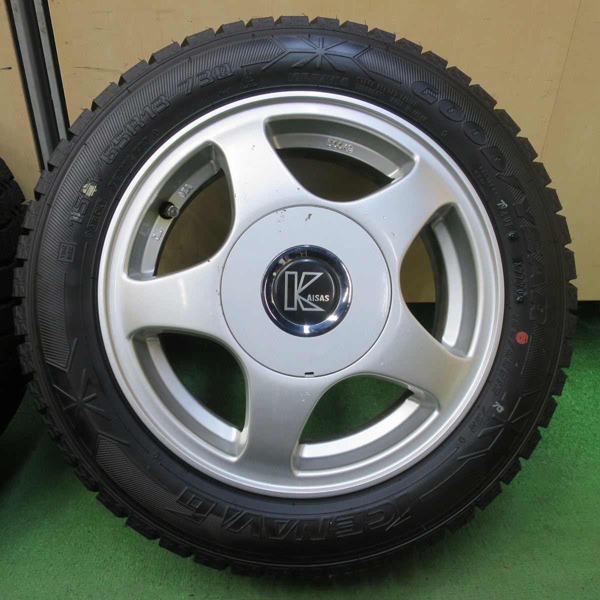 ほぼ未使用★スタッドレス 155/65R13 グッドイヤー アイスナビ6 KAISAS 社外 アルミ 13インチ PCD 100 110 114.3/4H マルチ★5100701イス