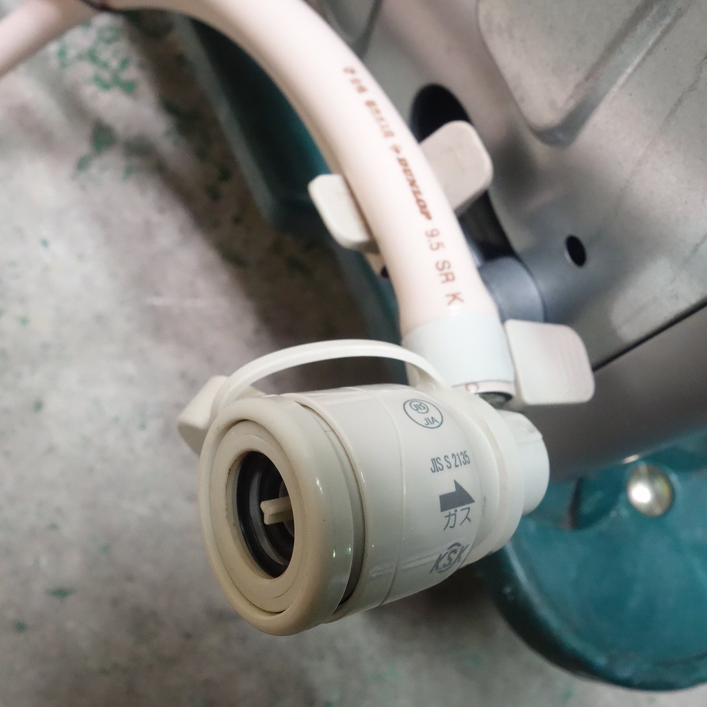 [送料無料] キレイ☆リンナイ ガス コンロ ガス テーブル KG35NGRL 都市ガス グリル未使用 左強火力 2023年製☆