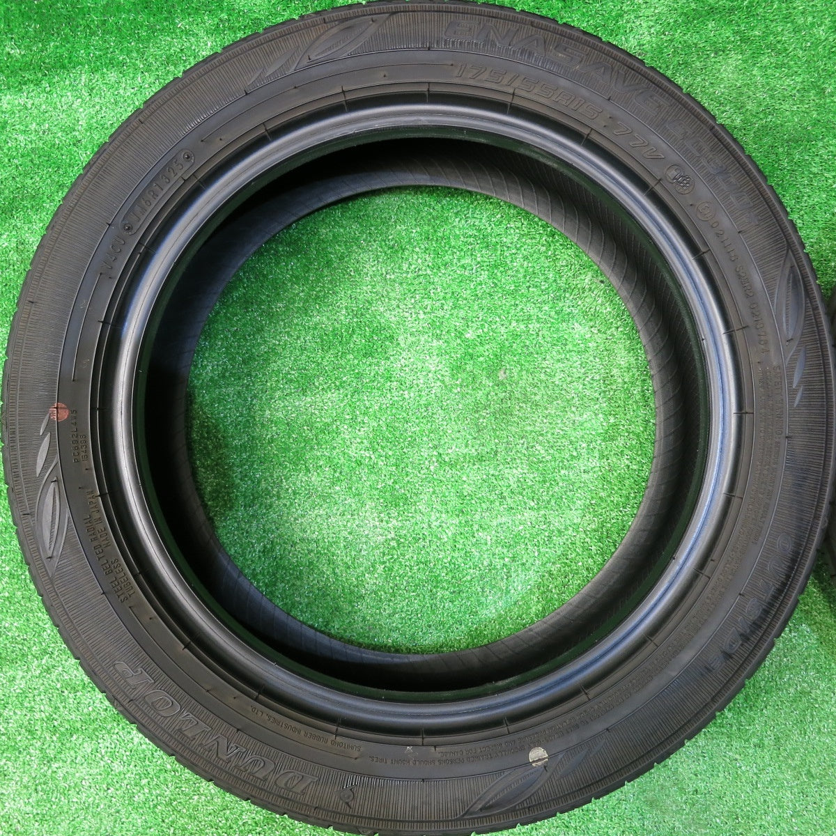 バリ溝！25年！ほぼ10分★175/55R15 ダンロップ エナセーブ EC300+ タイヤ 15インチ タンク ルーミー トール ソリオ 等★5110801HAノタ