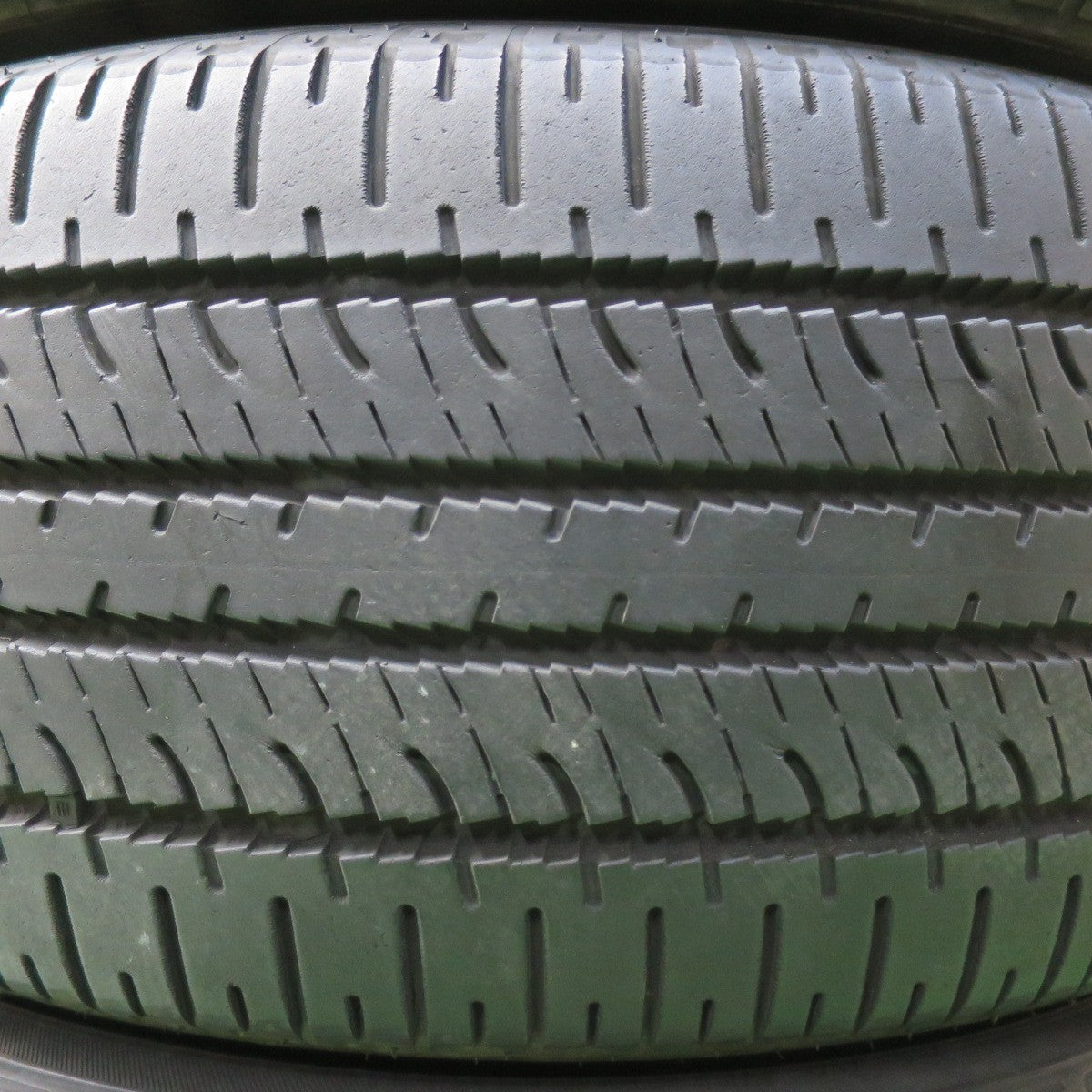 [送料無料] バリ溝！8.5分★三菱 デリカ D:5 純正 225/55R18 トーヨー A24 ヨコハマ ジオランダー SUV G055 18インチ D5 PCD114.3/5H★5031208イノ