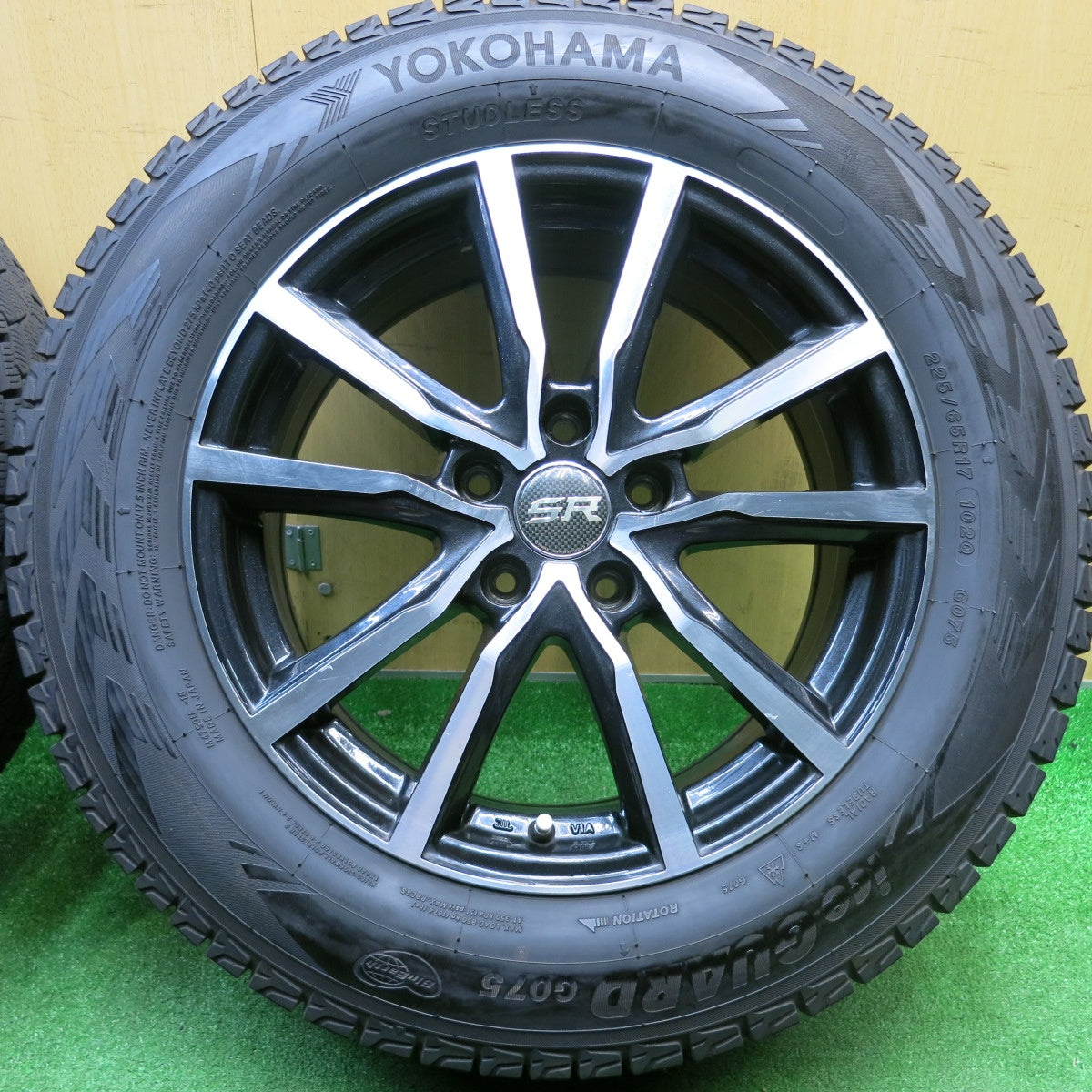 バリ溝！21年！9.5分★スタッドレス 225/65R17 ヨコハマ アイスガード G075 STRANGER ストレンジャー 17インチ PCD114.3/5H★5120607HAス
