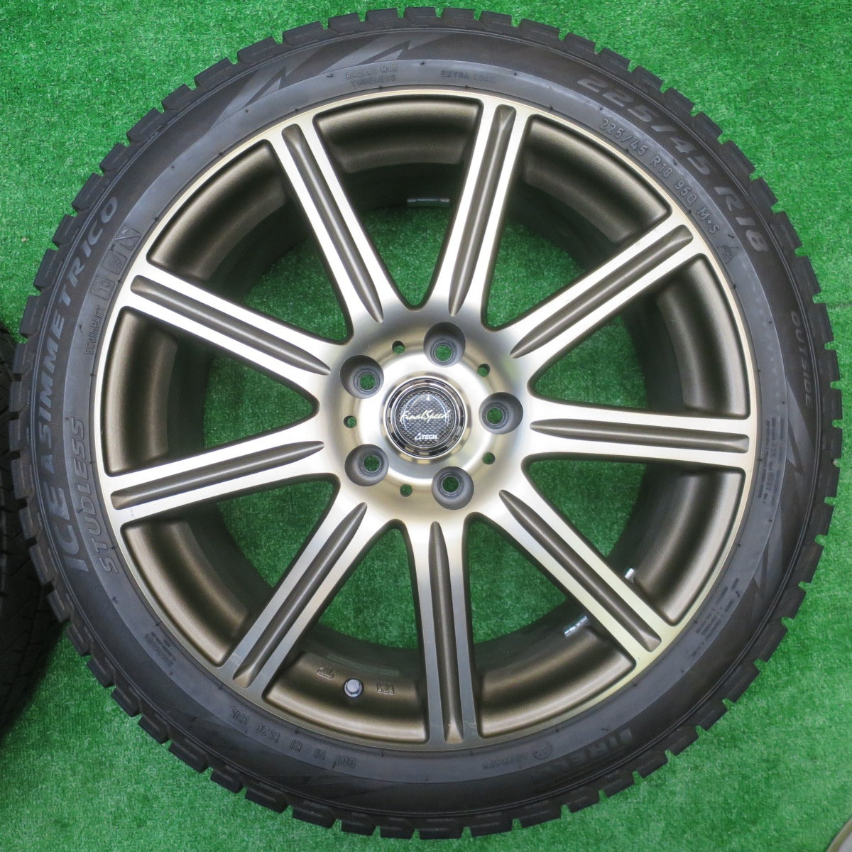 バリ溝！9.5分★スタッドレス Final Speed 225/45R18 ピレリ アイスアシンメトリコ ATECH ファイナルスピード PCD114.3/5H★5100807NJス