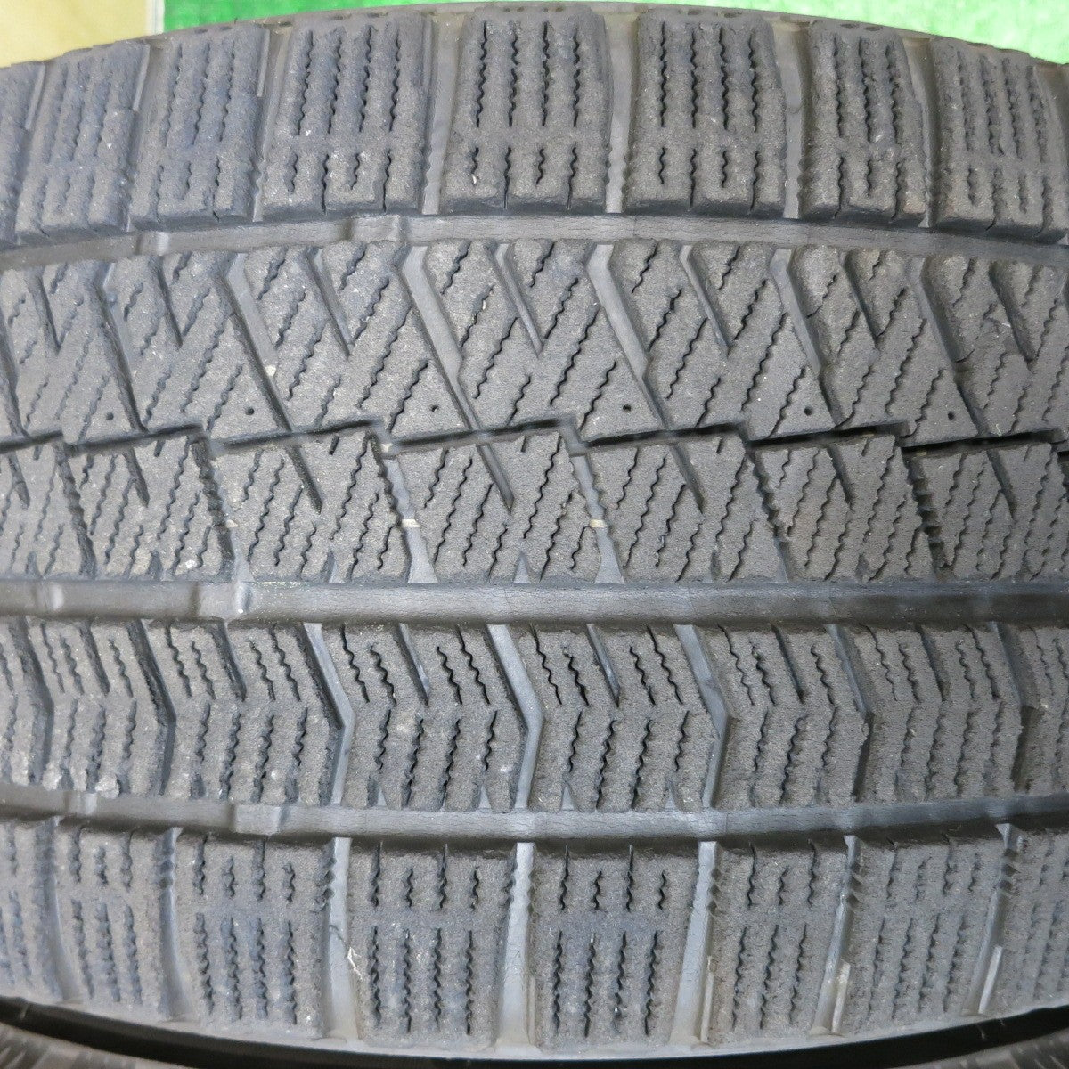 バリ溝！8.5分★アウディ A3 純正 205/55R16 スタッドレス ブリヂストン ブリザック VRX2 16インチ PCD112/5H★5111305HAス