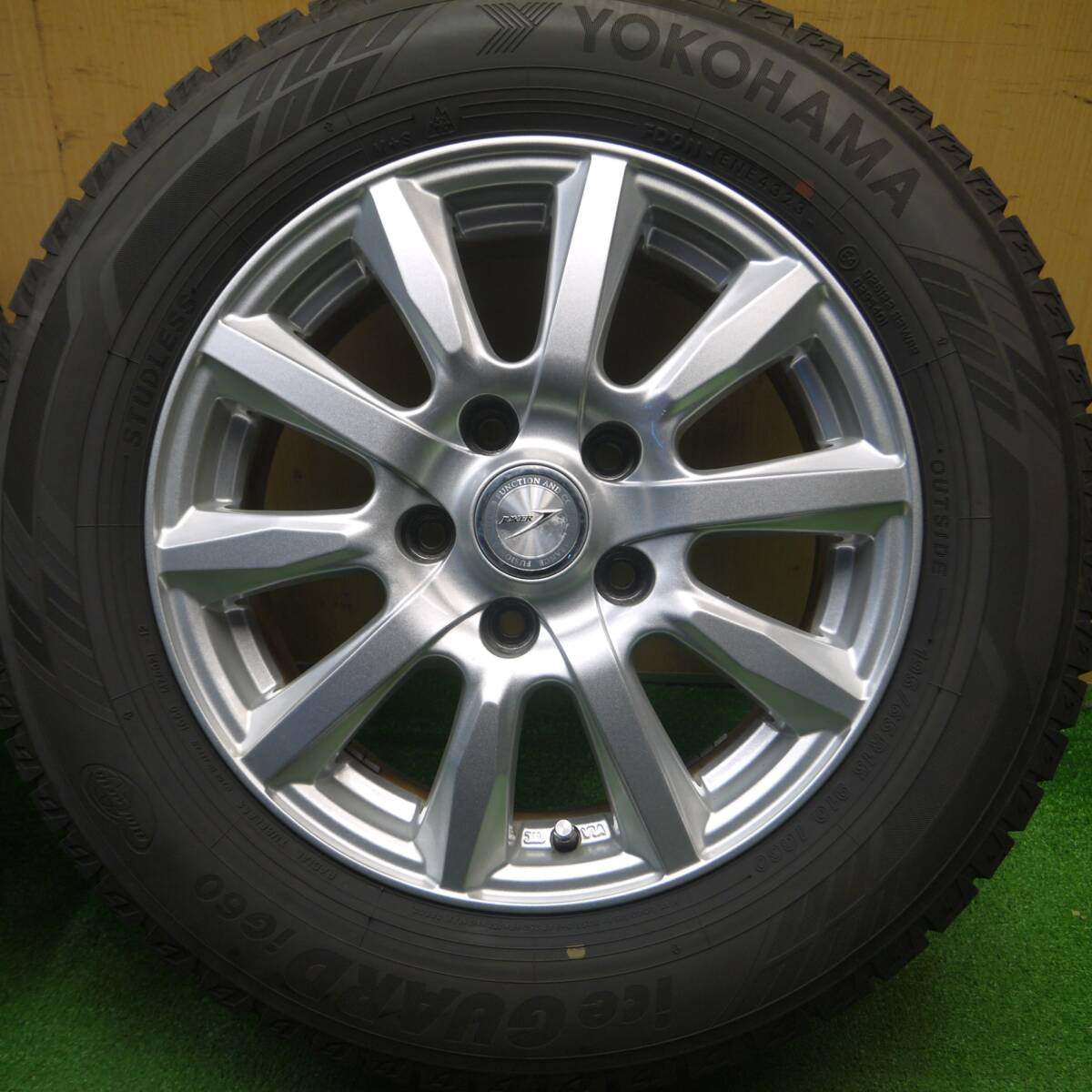 バリ溝！23年！キレイ！9.5分★スタッドレス 195/65R15 ヨコハマ アイスガード iG60 JOKER ジョーカー 15インチ PCD114.3/5H★4120303Hス