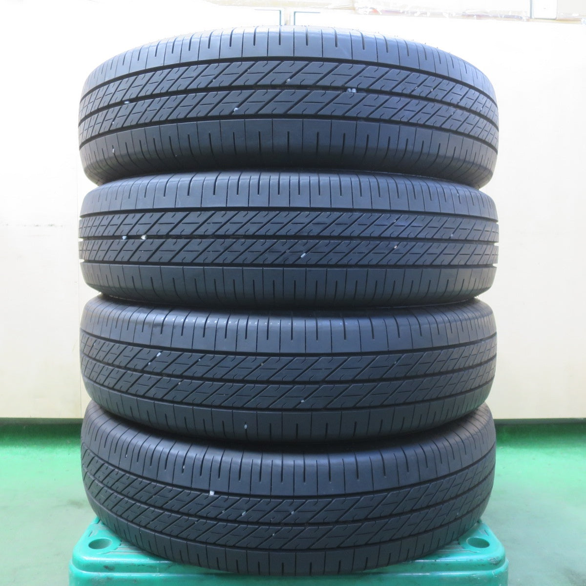 新車外し！26年◎195/80R15 ダンロップ グラントレック H/T 31 タイヤ 15インチ ジムニーシエラ ジムニーノマド 等◎6092510イノタ