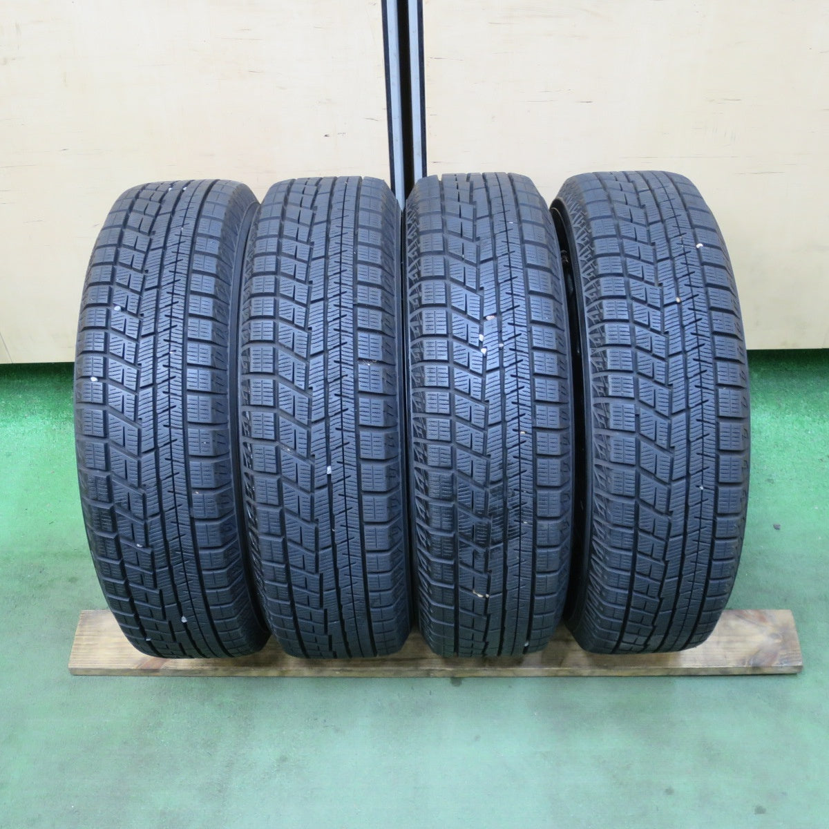 バリ溝！23年！キレイ！9.5分以上★スタッドレス 165/65R14 ヨコハマ アイスガード iG60 ZACK JP-205 MONZA ザック モンツァ 14インチ ソリオ ハスラー 等 PCD100/4H★5122604TTス