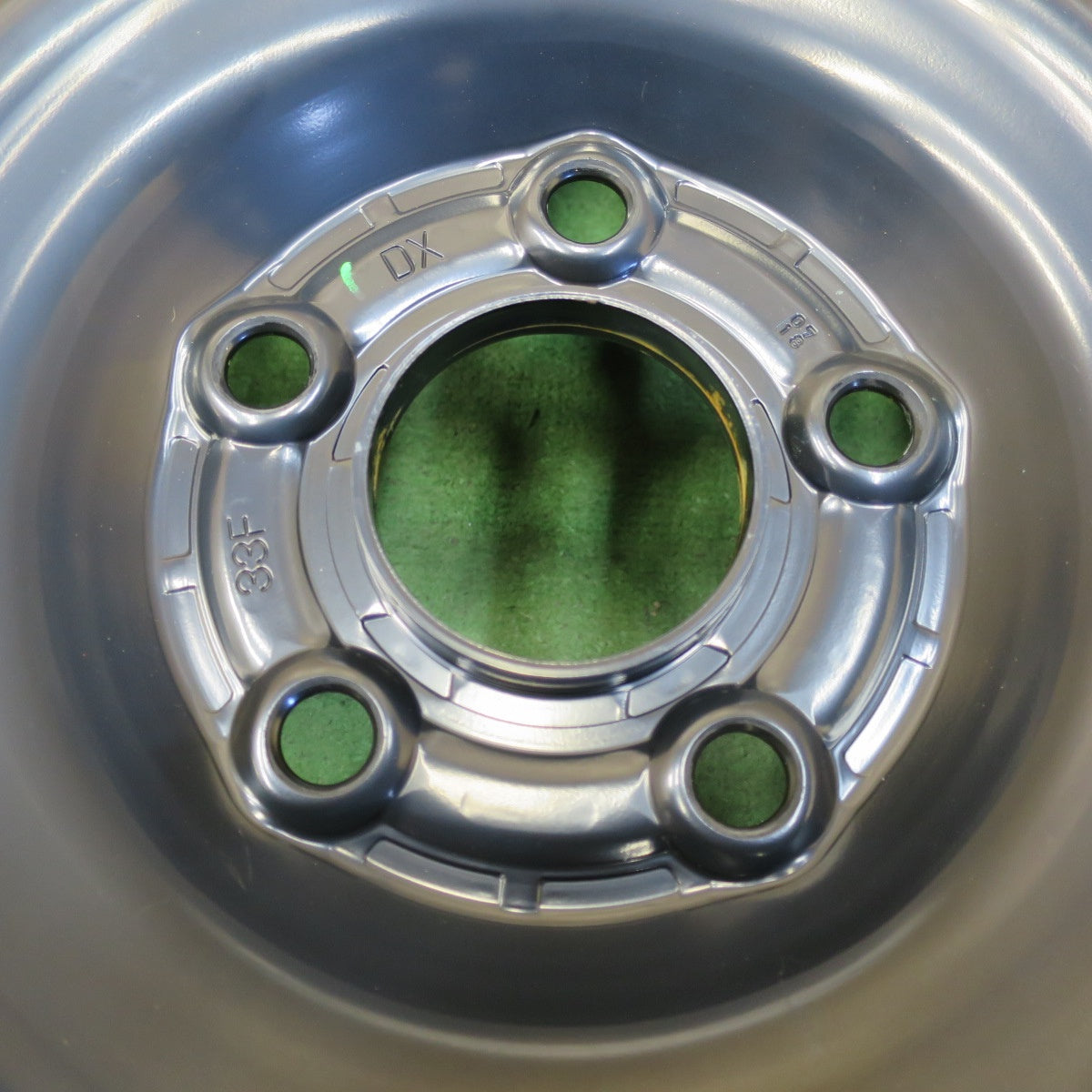 送料無料] 新車外し☆ホンダ フリード e:HEV AIR Biz 純正 スチール