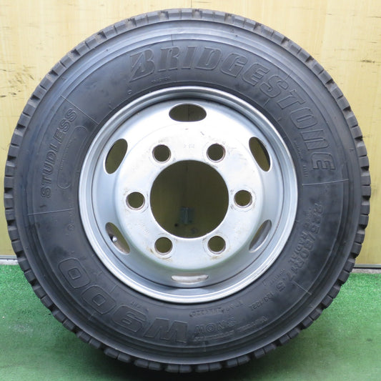 *送料無料* バリ溝！20年！8.5分★トラック タイヤ 225/80R17.5 123/122L ブリヂストン W900 TOPY スチール 135-9TCS 17.5インチ PCD222.25/6H★4050401クス