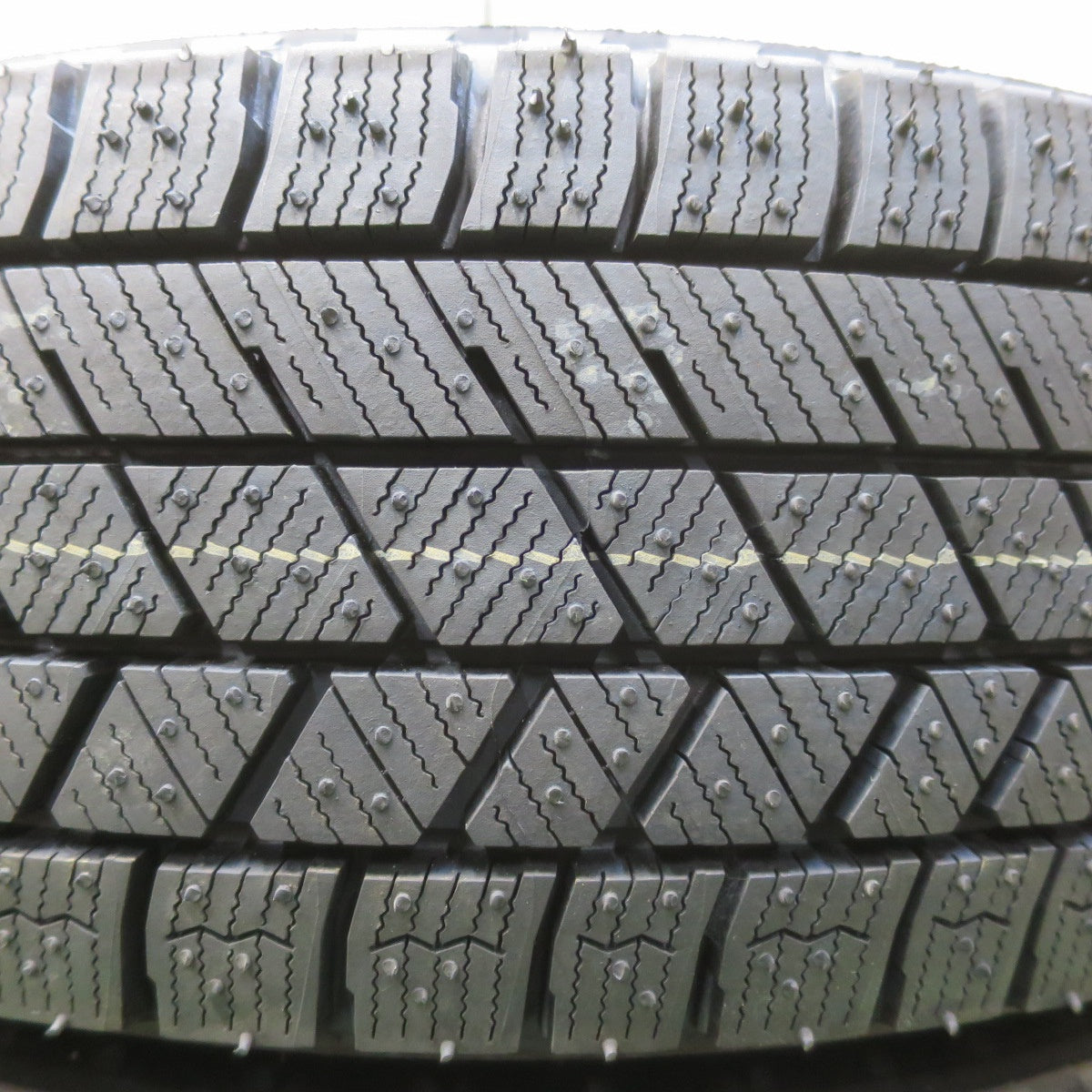 未使用！25年★スタッドレス 165/65R14 ブリヂストン ブリザック VRX3 BALMINUM LS10 バルミナ 14インチ PCD100/4H★5122303イス