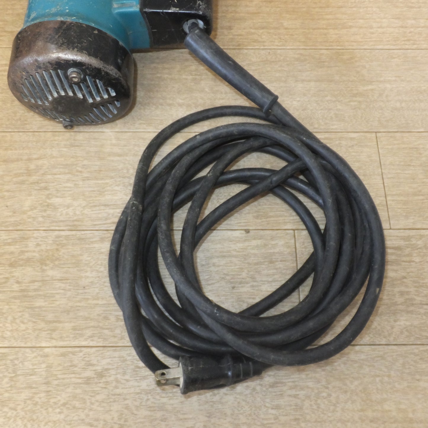 [送料無料] ★マキタ makita 電動ハンマ HM0810T　100V 50/60Hz★