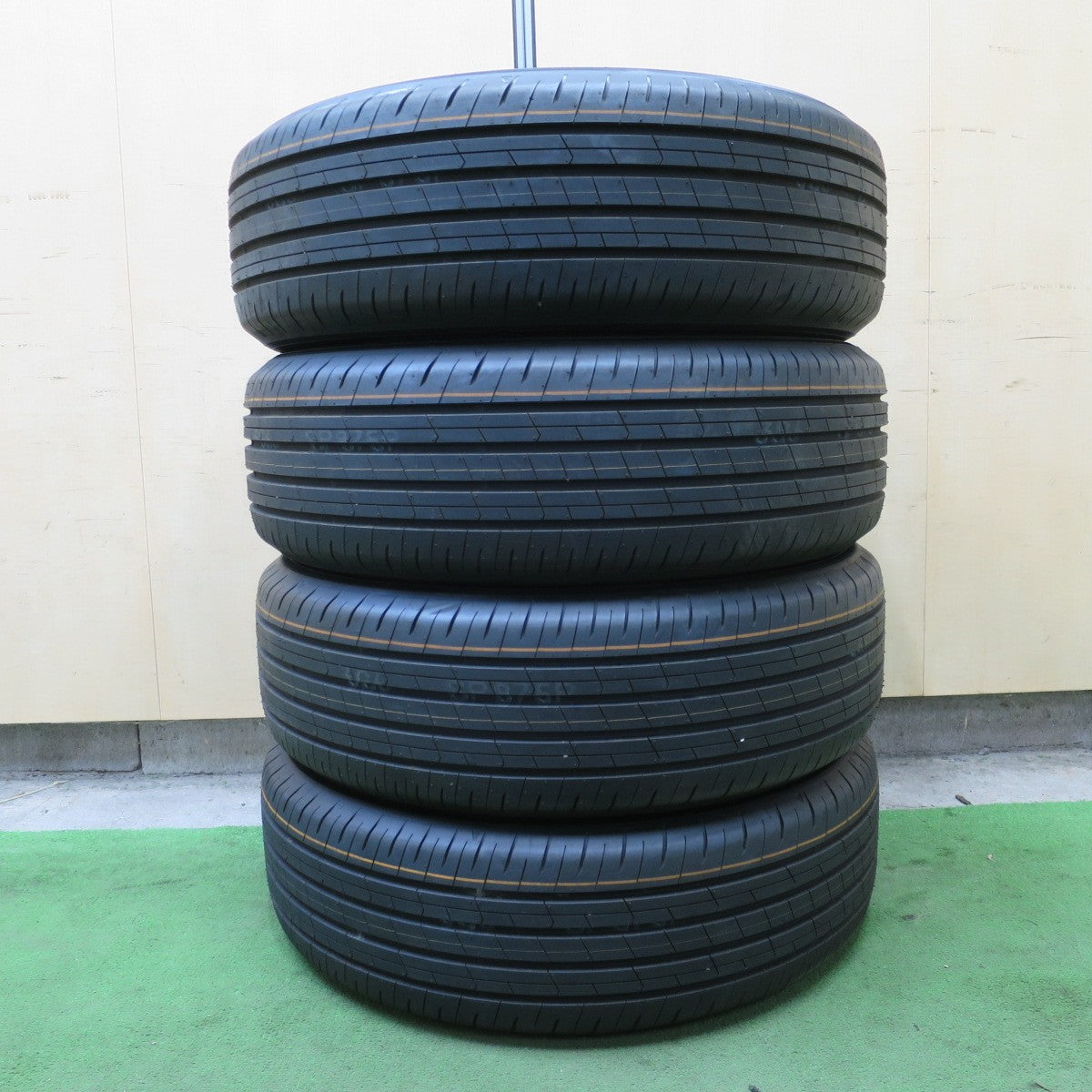 新車外し！26年★225/60R18 トーヨー プロクセス Comfort 18インチ タイヤ 40系 アルファード ヴェルファイア ハリアー 等★6060201NGノタ