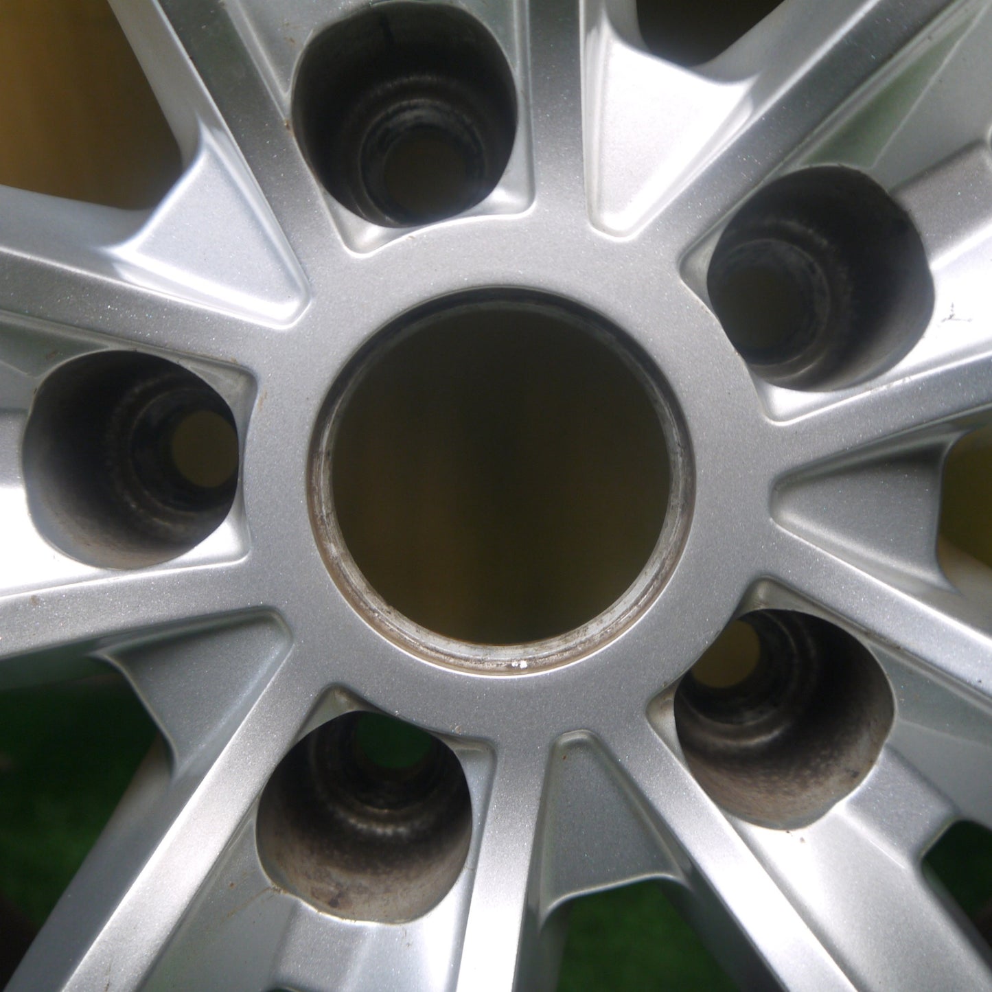 キレイ★BMW 等 AGA Welt 245/45R18 スタッドレス ブリヂストン ブリザック VRX2 ヴェルト 18インチ PCD112/5H★5122404Hス