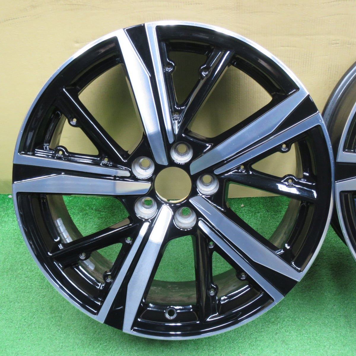キレイ★プジョー 308 GT 純正 ホイール 18インチ 18×8J PCD108/5H★6060702NKホ