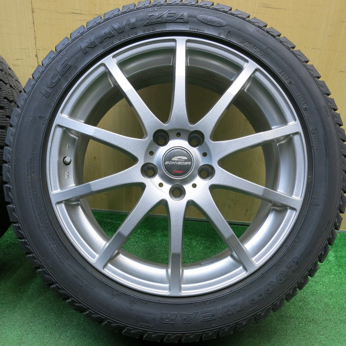 バリ溝！キレイ！9.5分★スタッドレス 225/50R18 グッドイヤー アイスナビ ZEA SCHNEIDER シュナイダー 18インチ PCD114.3/5H★6012203HAス