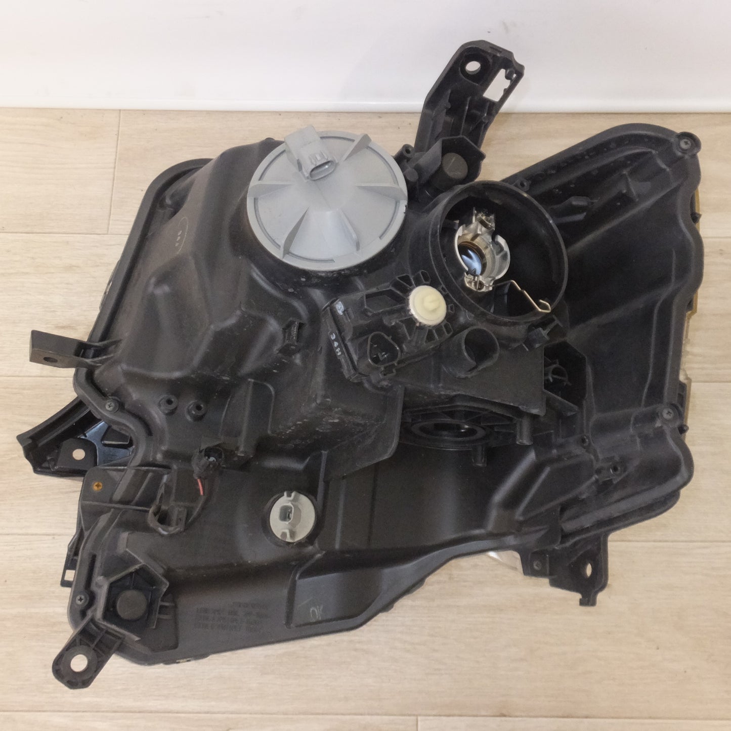 [送料無料] ★ホンダ HONDA 純正 N-BOX カスタム DBA-JF1 ヘッドライト KOITO 100-62038 右(21)★