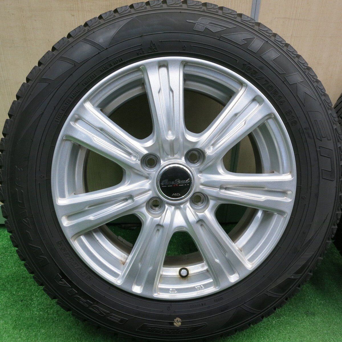 バリ溝！8.5分★スタッドレス 165/70R14 ファルケン エスピア W-ACE Eurospeed MiD ユーロスピード 14インチ PCD100/4H★5011202HAス