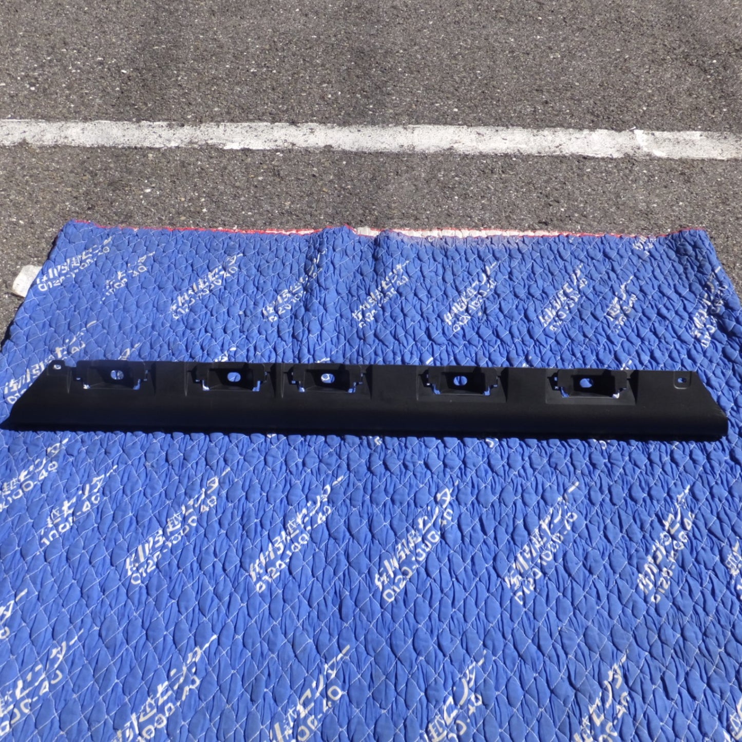 [送料無料] 岐阜発 新車外し★スズキ 純正 77560-78R0 L ジムニーシエラ JB74W 左 サイドステップ(2)★