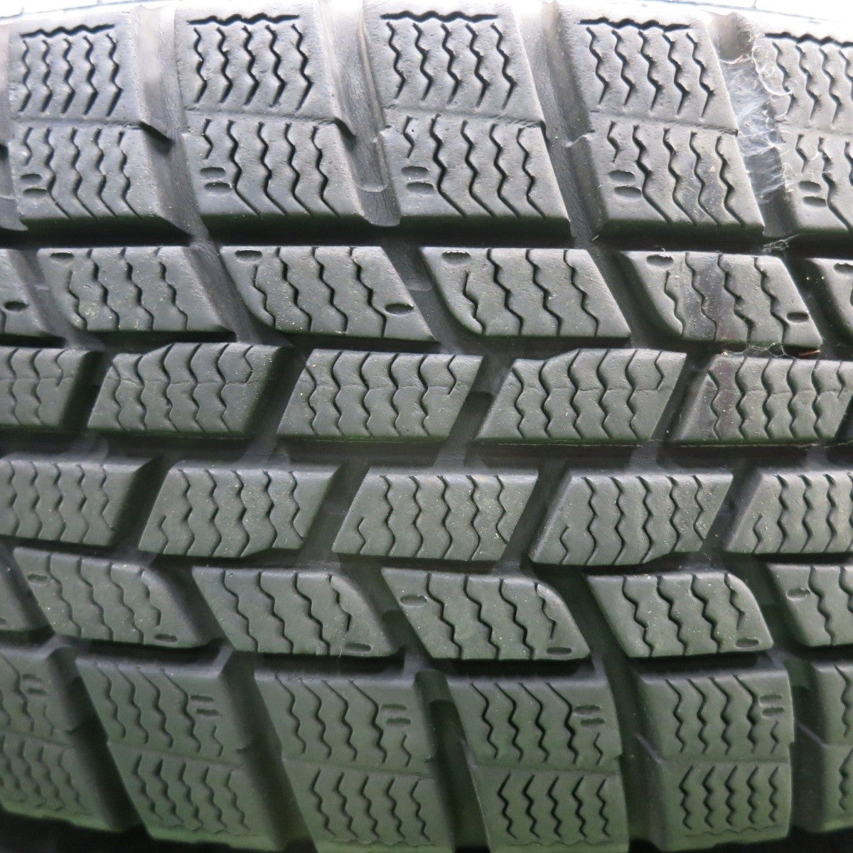 バリ溝！8.5分★スタッドレス 165/70R14 グッドイヤー アイスナビ6 ravrion LUMIERE ラブリオン 14インチ PCD100/4H★4123108HAス