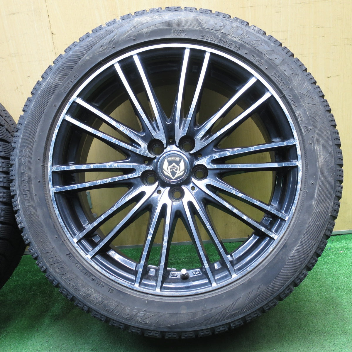4本価格★86 BRZ 等 215/50R17 スタッドレス ブリヂストン ブリザック VRX RiZLEY ライツレー 17インチ PCD100/5H★5053003NJス
