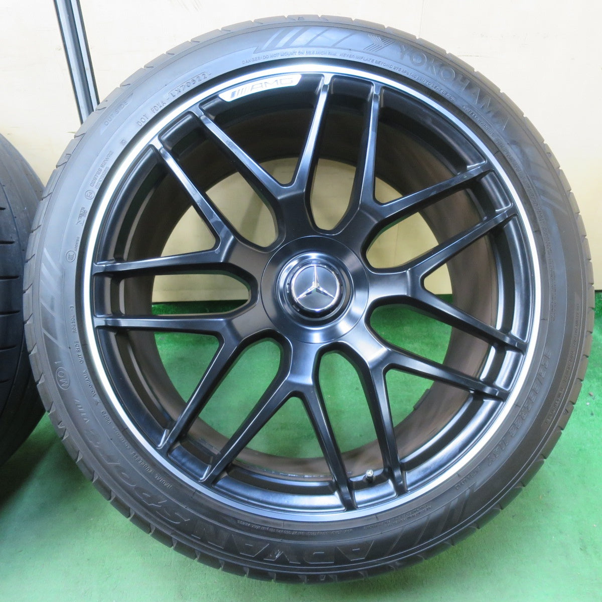 [送料無料] キレイ！22年★ベンツ GLE 63 W167 V167 純正 AMG 285/40R22 325/35R22 ヨコハマ アドバン スポーツ V107 22インチ PCD112/5H★5012412イノ