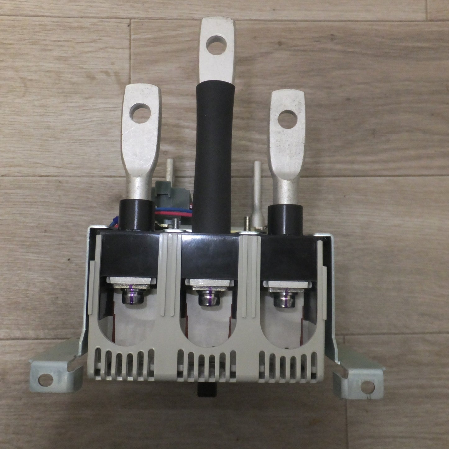 [送料無料] 未使用★三菱 MITSUBISHI 低圧遮断器 ノーヒューズブレーカー NF250-CV　250A POLE 3P 50/60Hz★