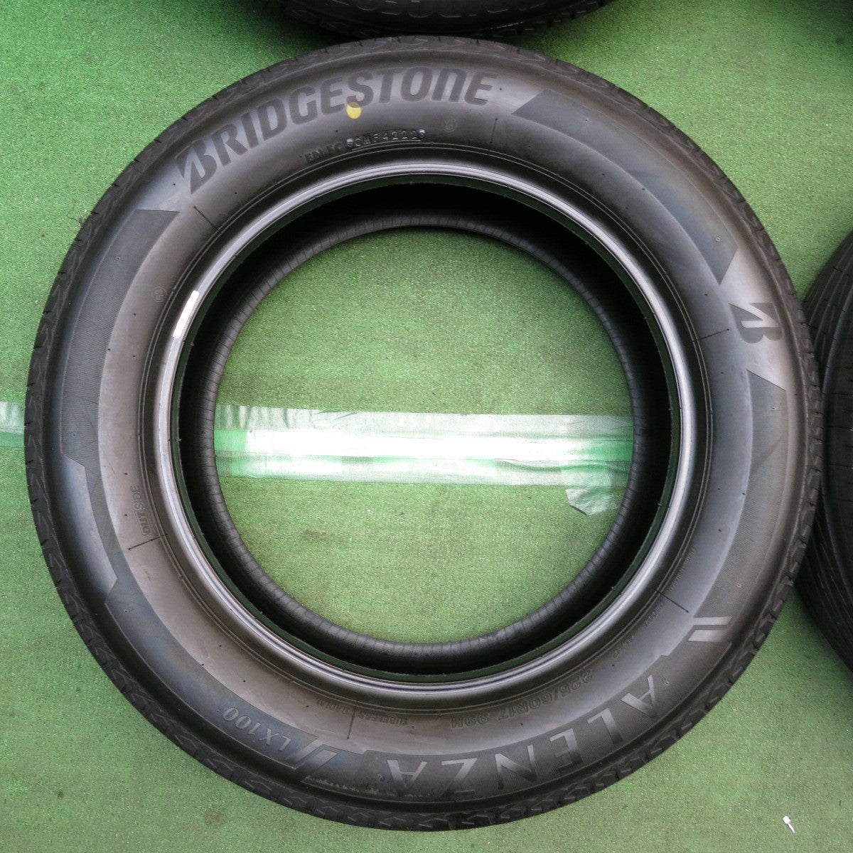 未使用！22年◎225/60R17 ブリヂストン アレンザ LX100 タイヤ 17インチ エクストレイル XV フォレスター アルファード 等◎6100204KKノタ