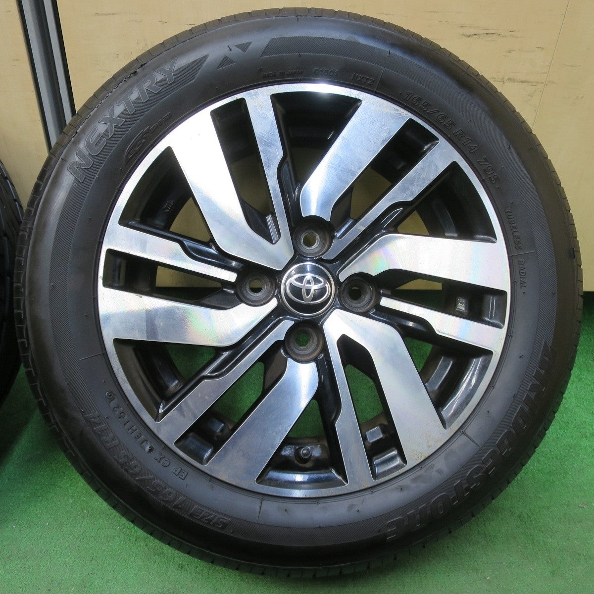 バリ溝 21年 ほぼ10分★トヨタ タンク ルーミー 純正 165/65R14 ブリヂストン ネクストリー エコピア PCD100/4H★5012002イノ