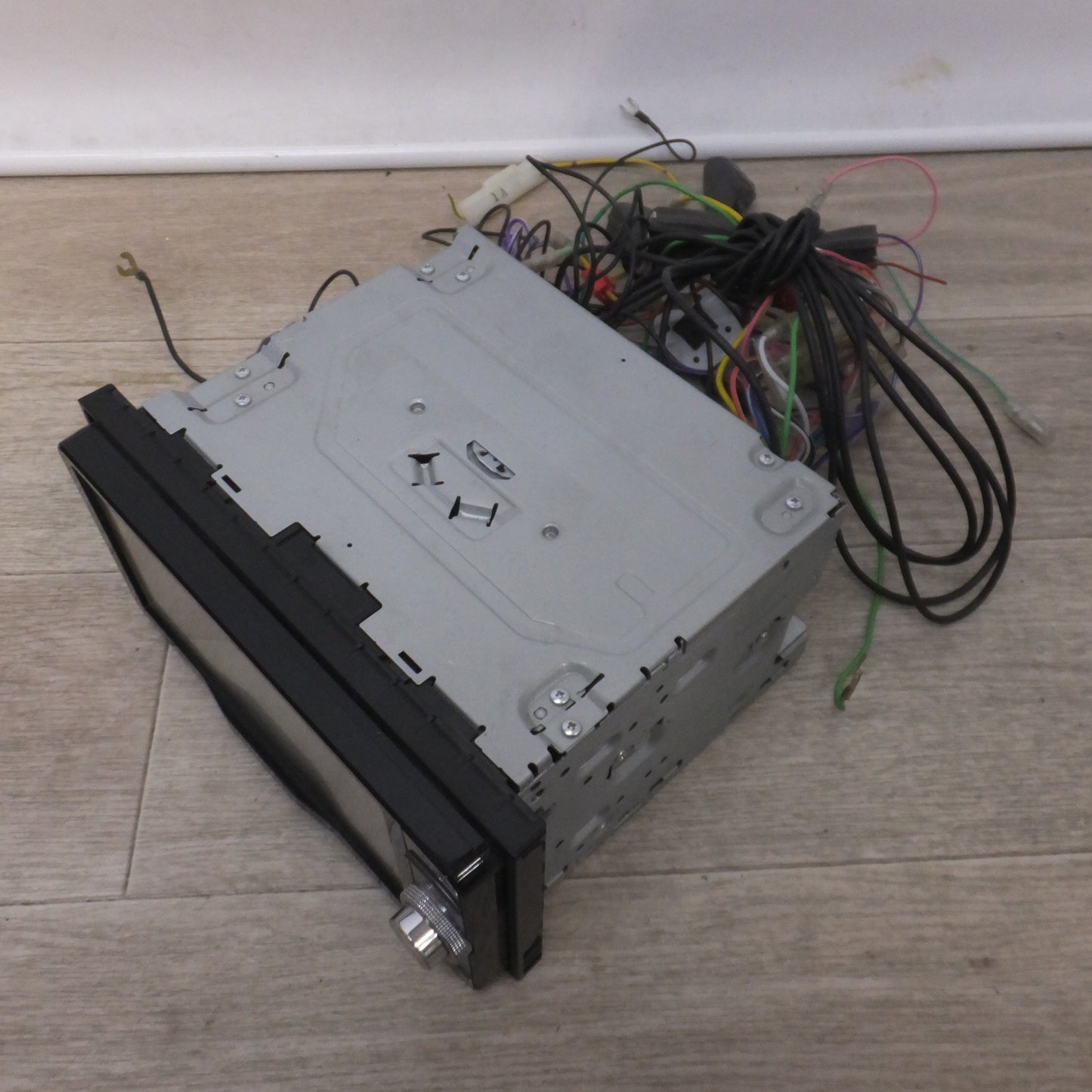 [送料無料] ★カロッツェリア carrozzeria AV一体型メモリーナビゲーション AVIC-RW801-D(8)★