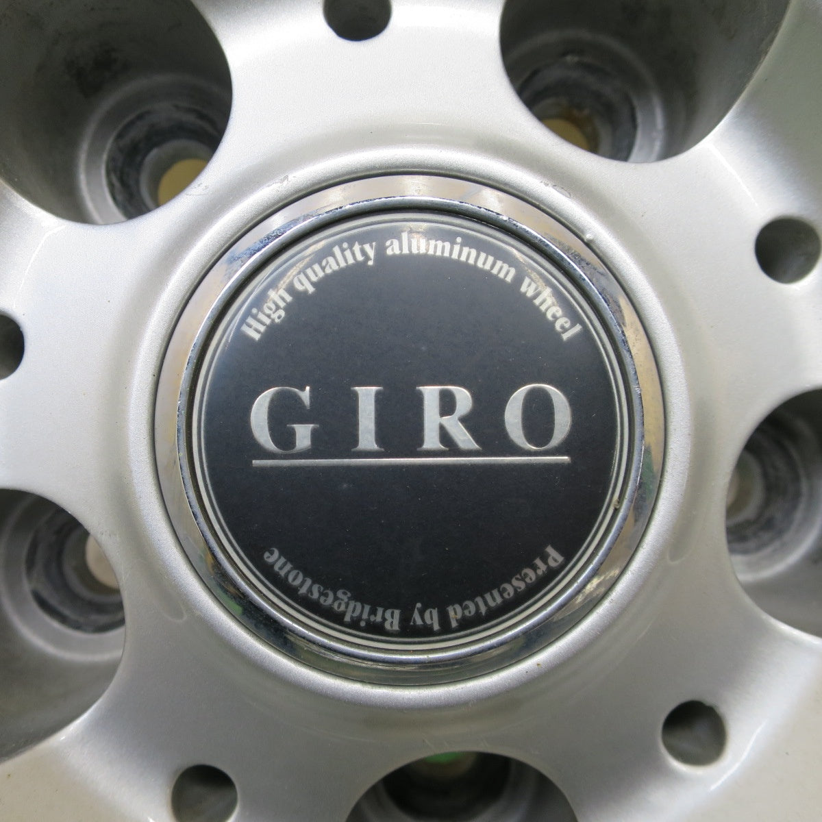 4本価格★GIRO ジーロ 17インチ 社外 アルミ ホイール 17×7J PCD114.3/5H★6052702NGホ