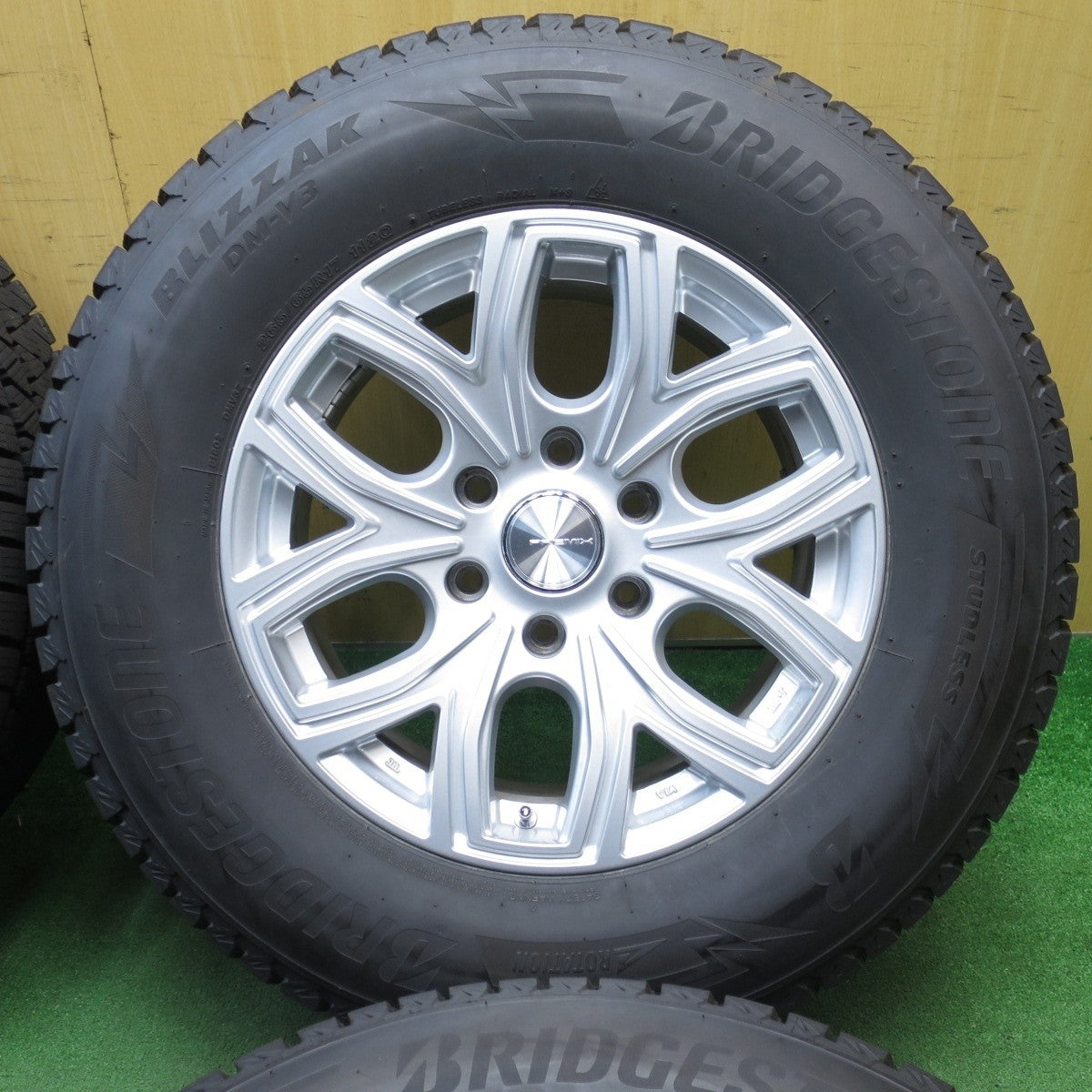 バリ溝！23年！キレイ！9.5分★LEHRMEISTER PREMIX 飛車 265/65R17 スタッドレス ブリヂストン ブリザック DM-V3 レアマイスター プレミックス PCD139.7/6H★5040202KKス