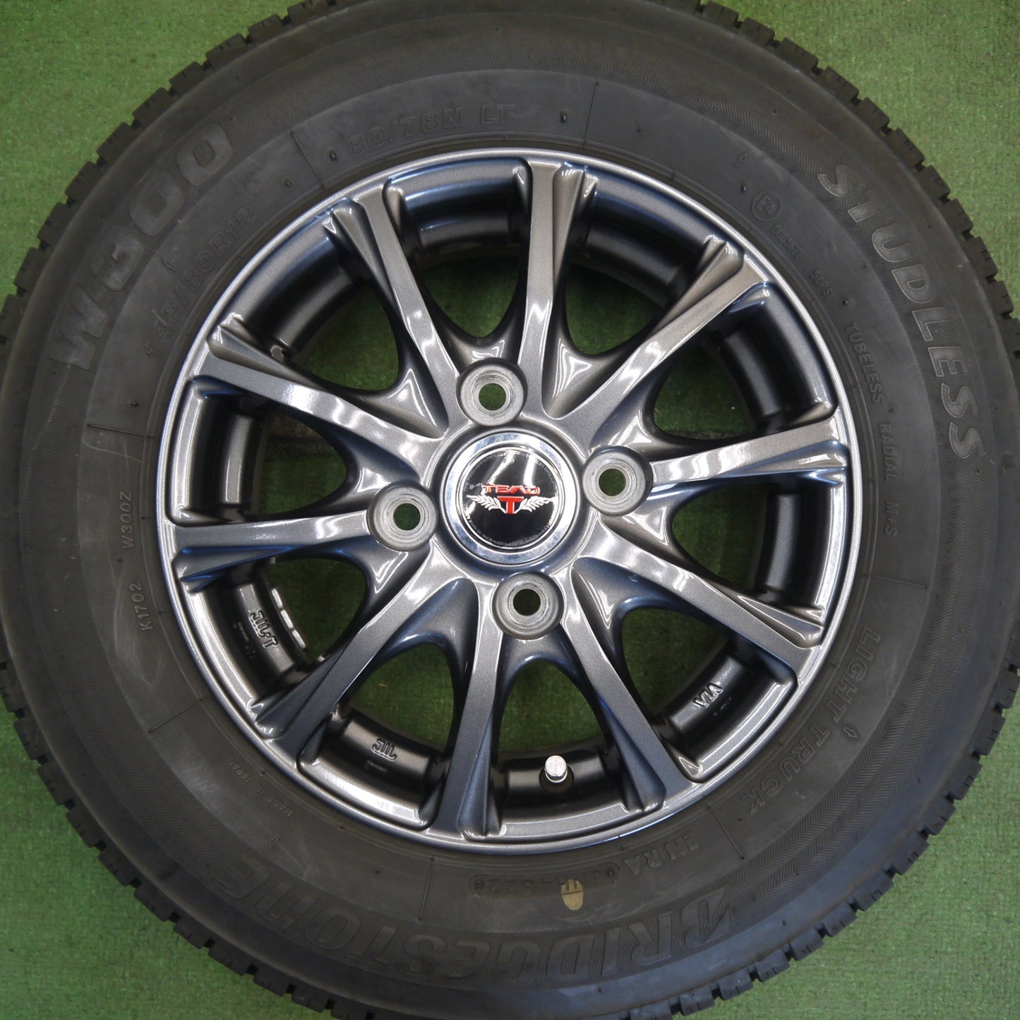 キレイ！22年◎スタッドレス 145/80R12 80/78N ブリヂストン W300 TEAD テッド 12インチ PCD100/4H◎6061507Hス