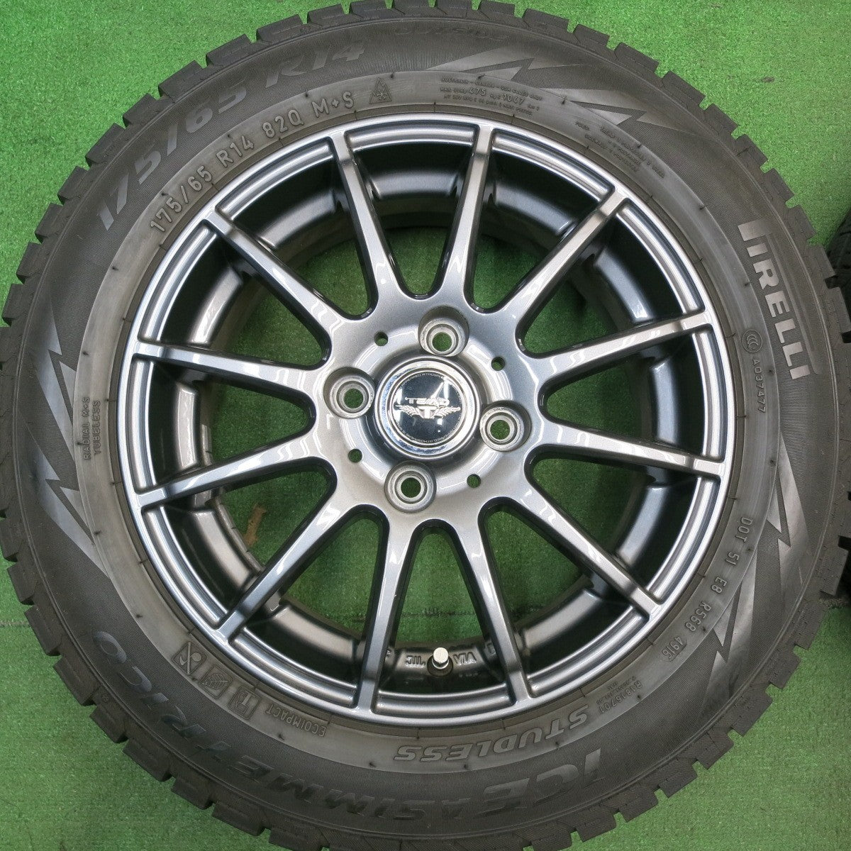 バリ溝！9.5分★スタッドレス 175/65R14 ピレリ アイスアシンメトリコ TEAD テッド 14インチ PCD100/4H★5050512HAス