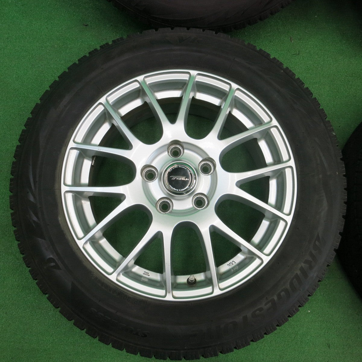 *送料無料* キレイ★スタッドレス 205/60R16 ブリヂストン ブリザック VRX2 TOPRUN トップラン 16インチ PCD114.3/5H★4042901ナス