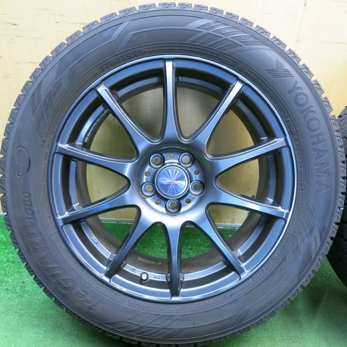 バリ溝！23年！キレイ！9.5分◎XV 等 225/55R17 スタッドレス ヨコハマ アイスガード iG60 VELVA CHARGE ヴェルヴァ 17インチ PCD100/5H◎6061409HAス