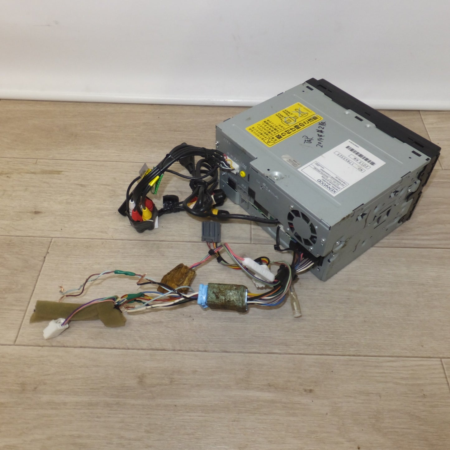 [送料無料] ★ケンウッド KENWOOD メモリーナビゲーション MDVL300U MDV-L300[28]★