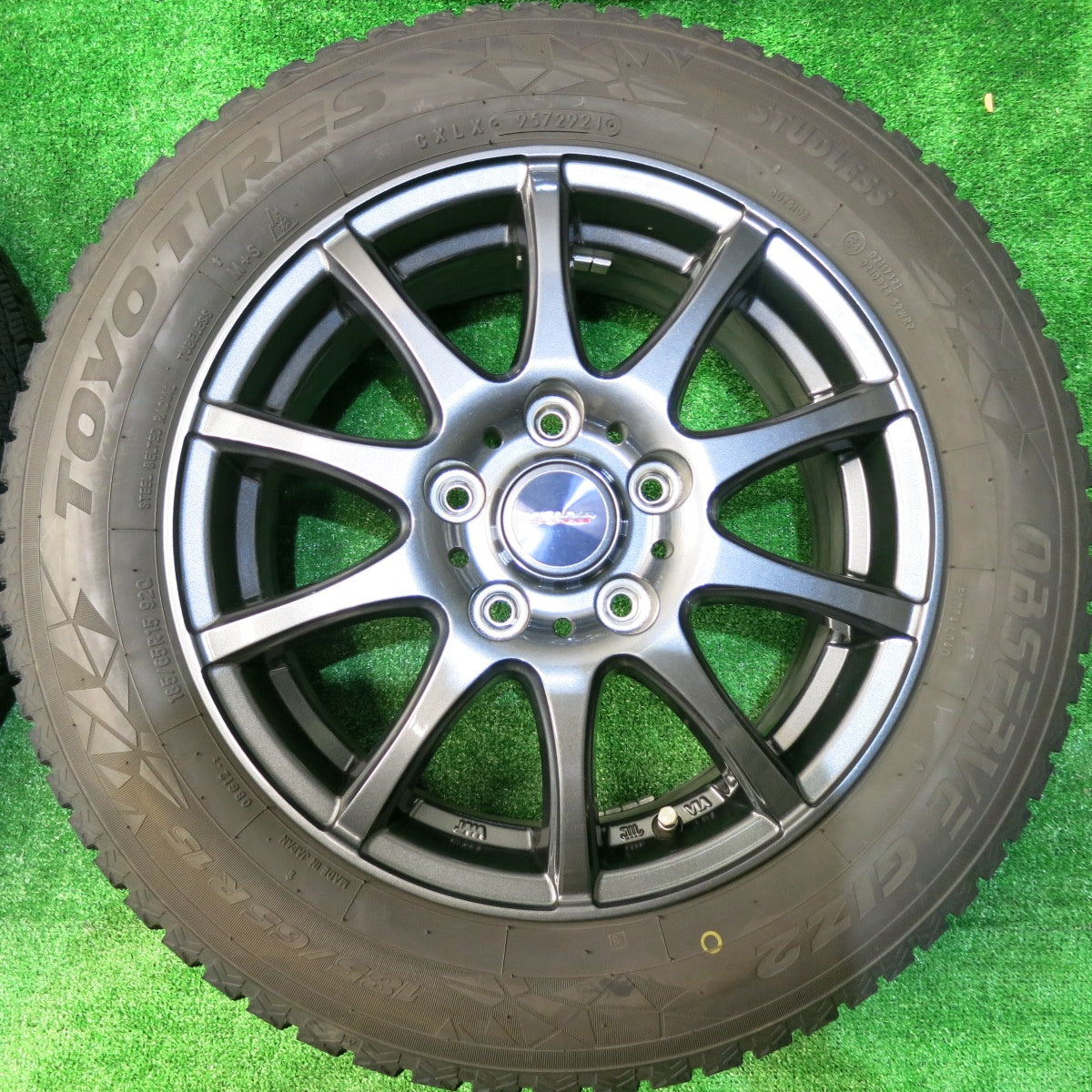 バリ溝！21年！9分★スタッドレス 185/65R15 トーヨー オブザーブ GIZ2 VELVA CHARGE ヴェルヴァ チャージ 15インチ PCD114.3/5H★5110809HAス