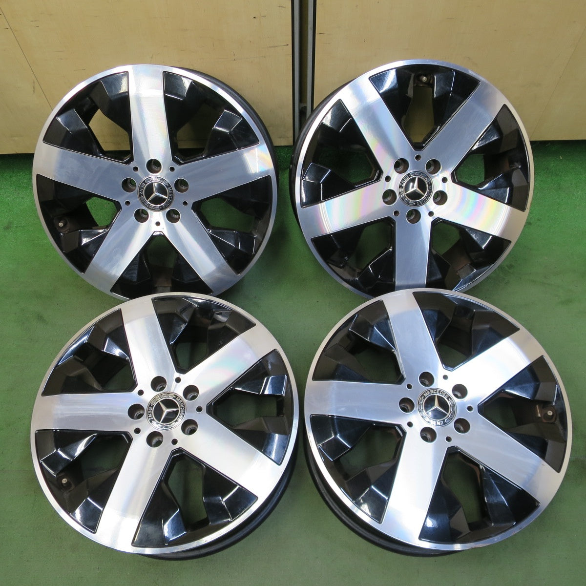 キレイ★ベンツ X247 GLBクラス 純正 ホイール 18インチ 18×7.5J A2474012800 PCD112/5H★6071502NGホ